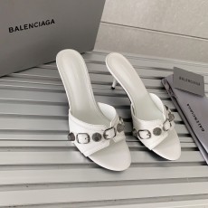 발렌시아가 슬리퍼