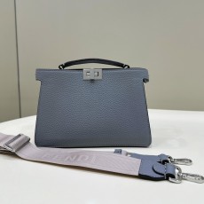 펜디 피카부아이씨유X크로스
