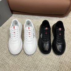 프라다 스니커즈