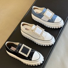 로저비비에 스니커즈