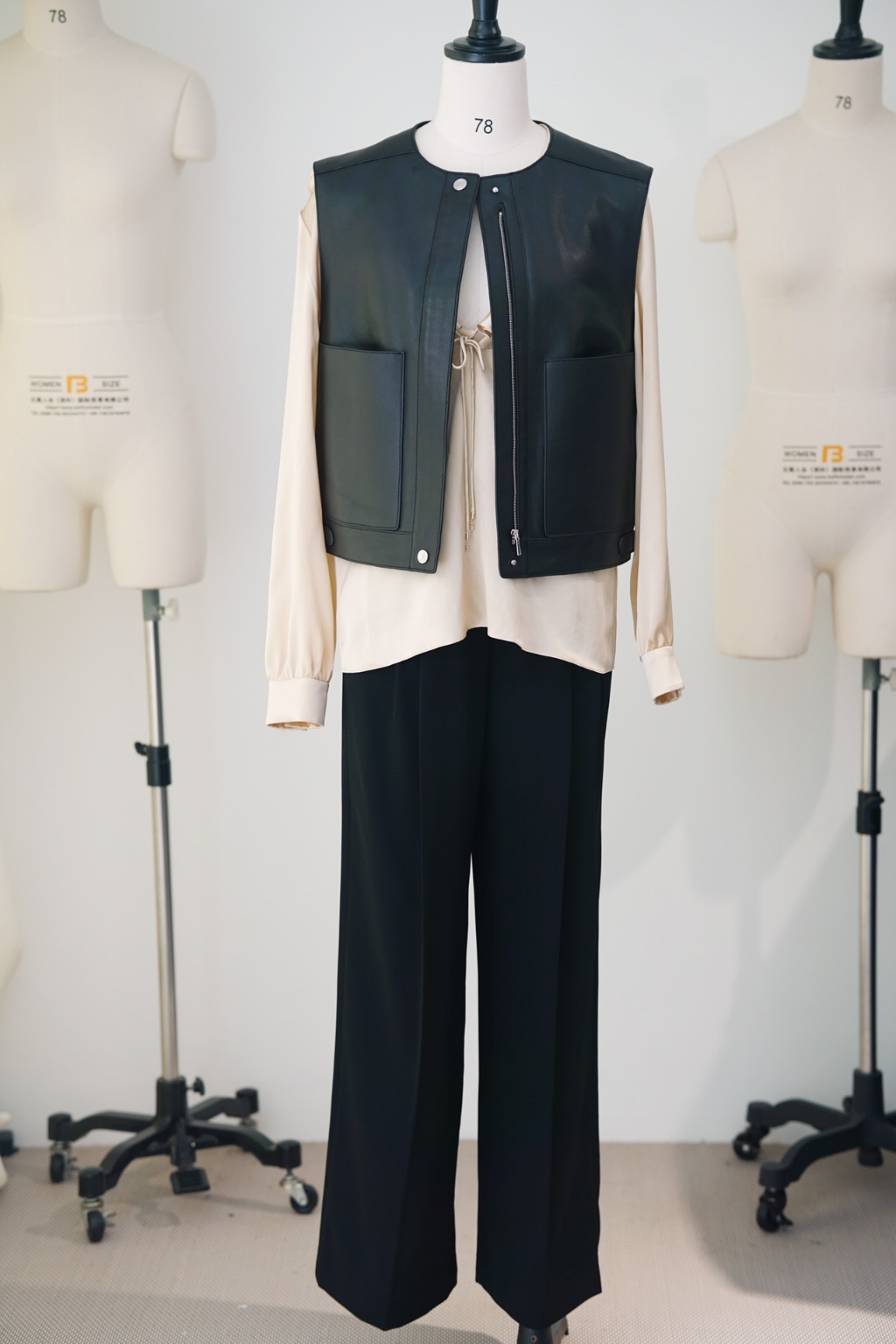 에르메스 가죽베스트