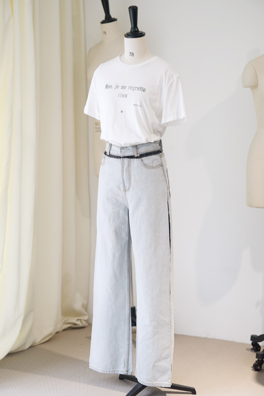 디올 청바지
