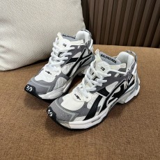 발렌시아가 스니커즈
