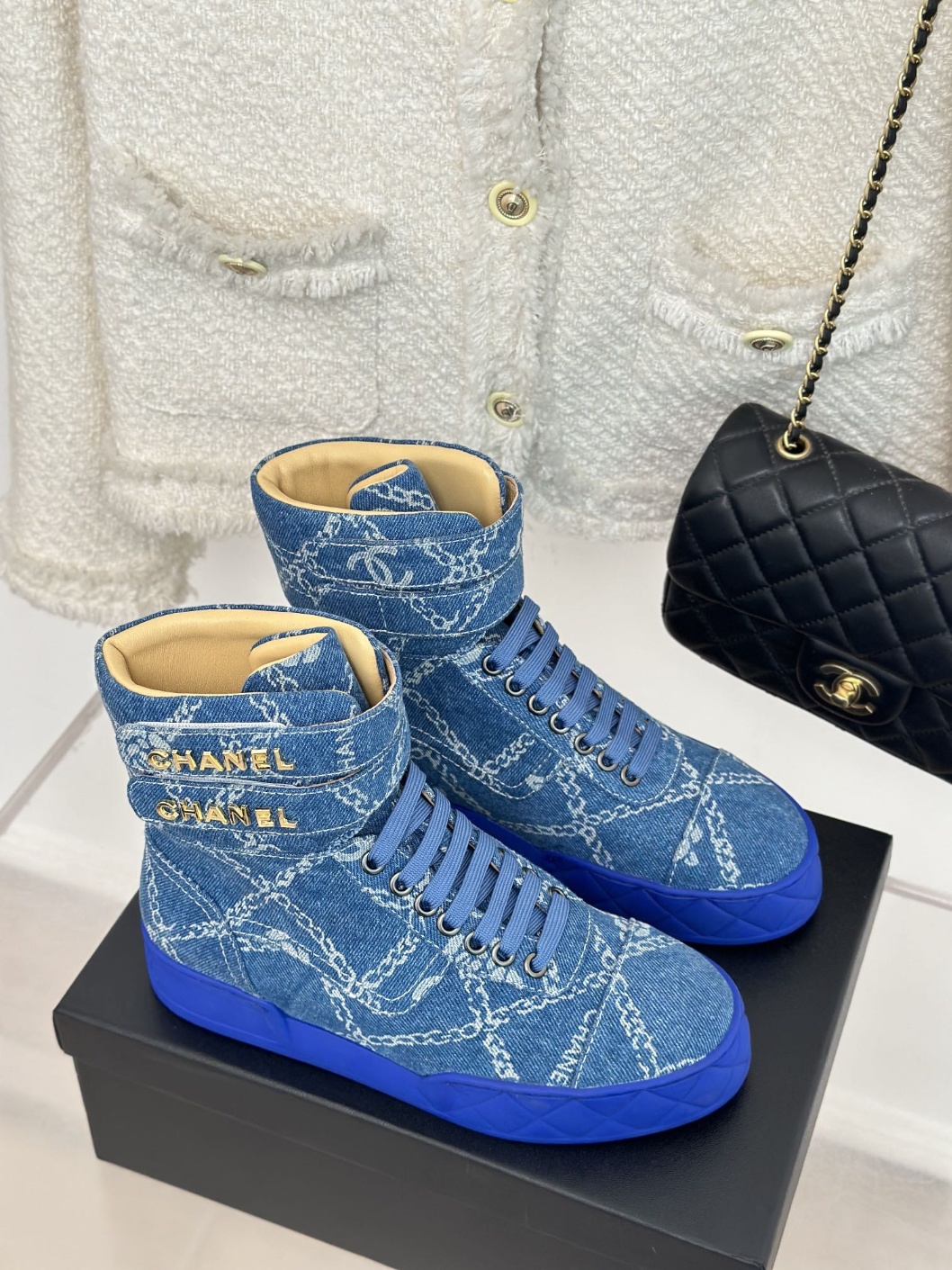 샤넬 스니커즈