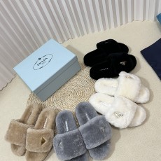프라다 슬리퍼
