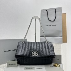 발렌시아가 모나코미디엄체인백