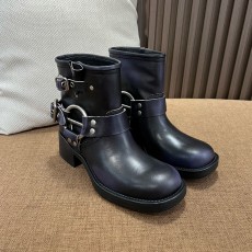 미우미우 부츠