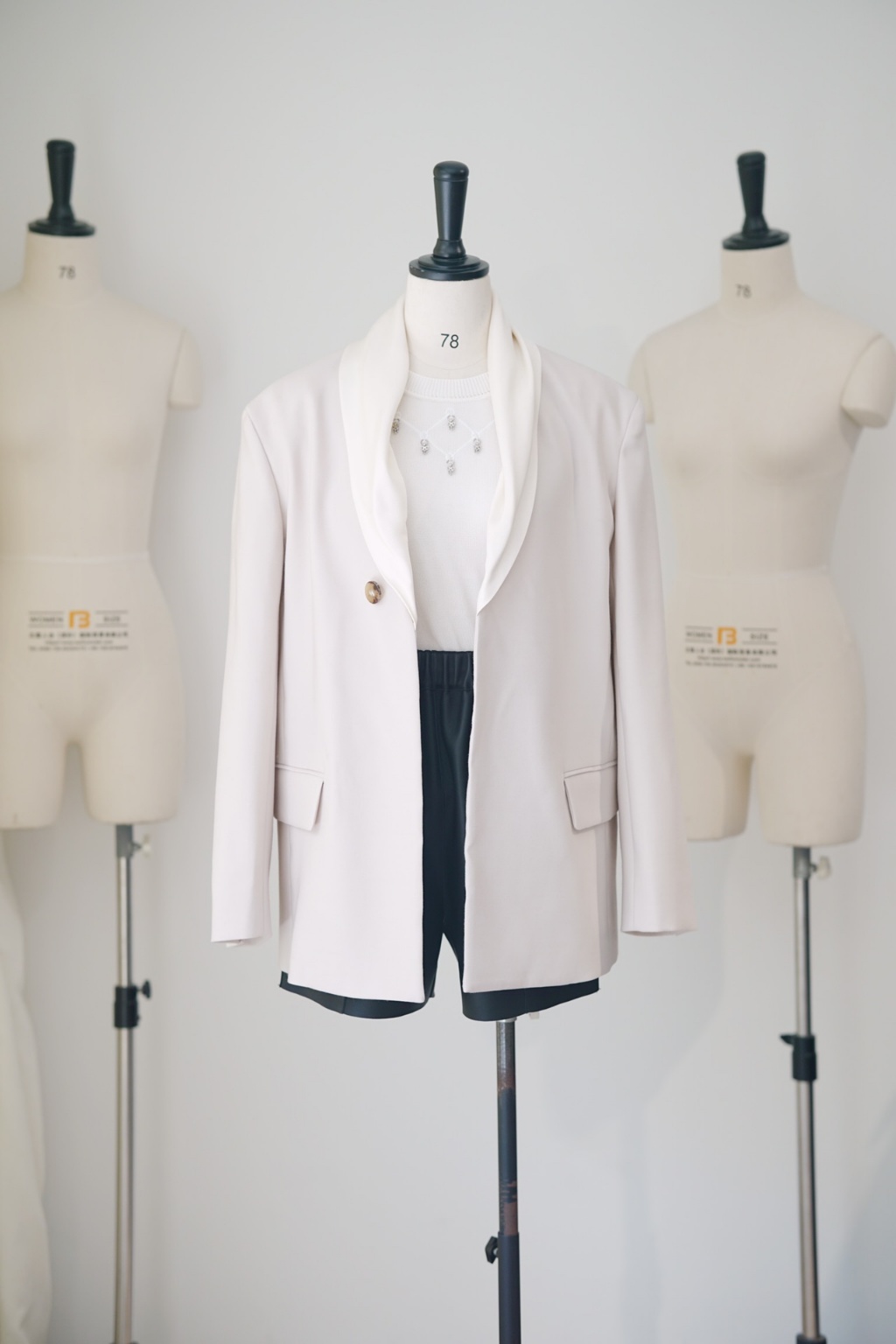 더로우 정장자켓