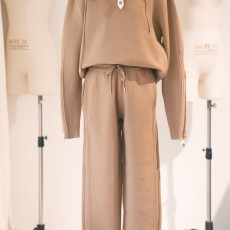 루이비통 후드니트