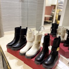 발렌티노 부츠