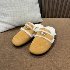 프라다 뮬블로퍼