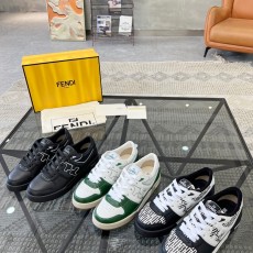 펜디 스니커즈