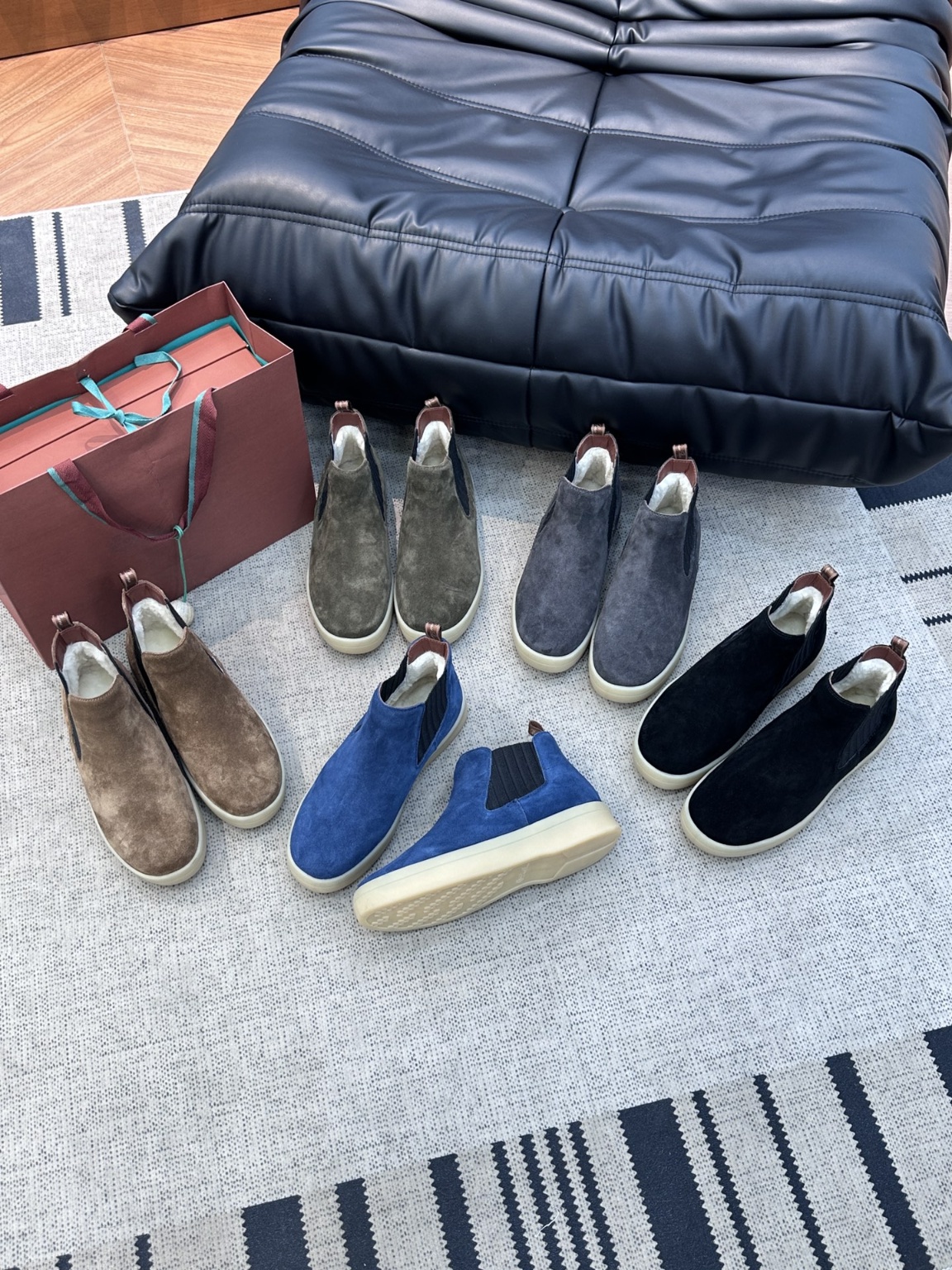 로로피아나 부츠