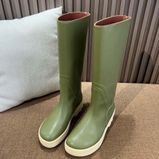로로피아나 부츠