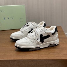 오프화이트 스니커즈
