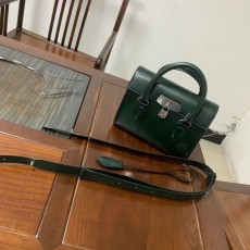벨루티 걸리버메신저백