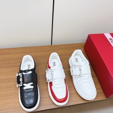 로저비비에 스니커즈