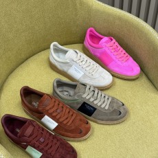 발렌티노 스니커즈