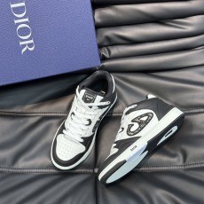 디올 스니커즈