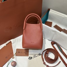 로로피아나 마이크로베일백