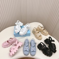 프라다 샌들