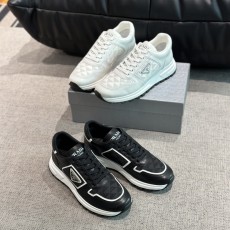 프라다 스니커즈