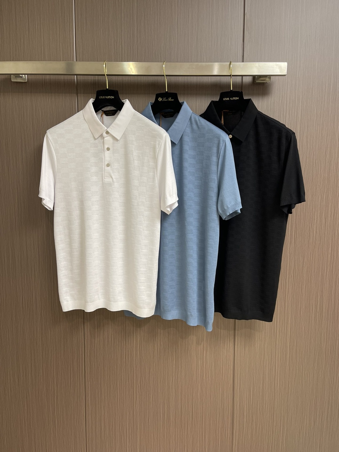 루이비통 반팔니트