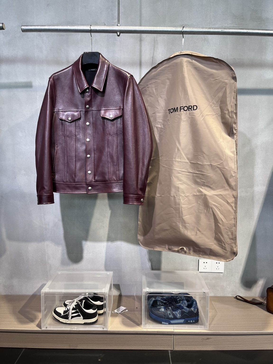 톰포드 가죽자켓
