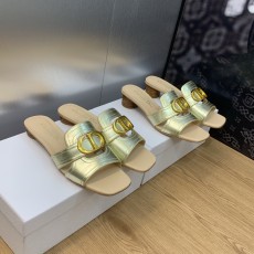 디올 슬리퍼
