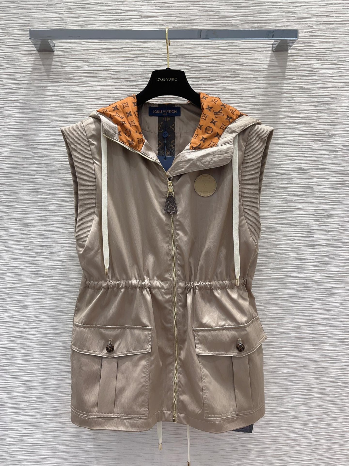 루이비통 후드집업베스트