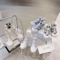 디올 스니커즈