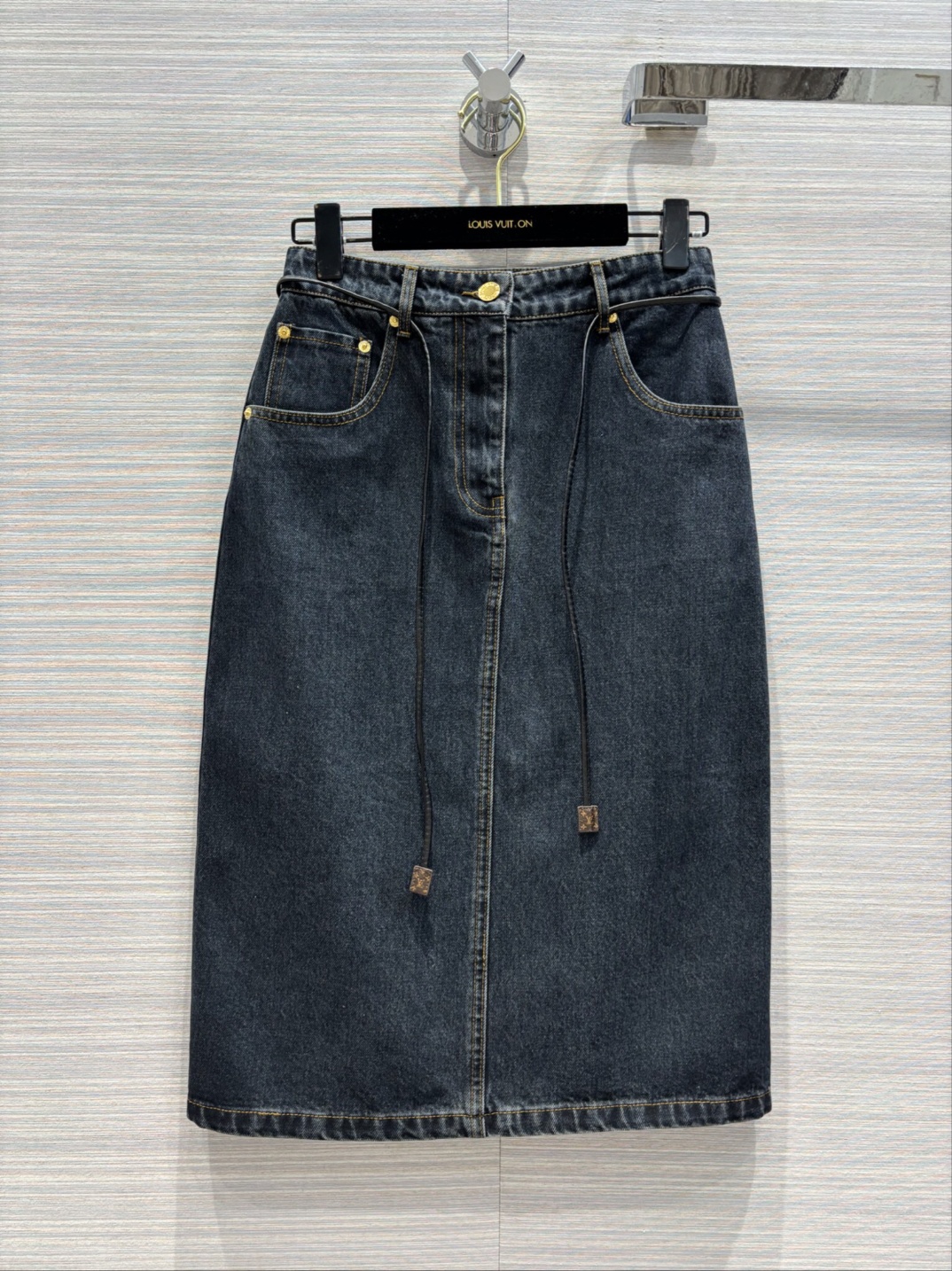 루이비통 치마