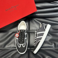 페라가모 스니커즈