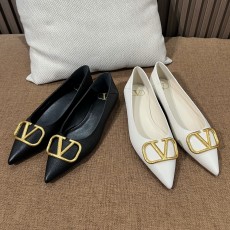 발렌티노 플랫슈즈