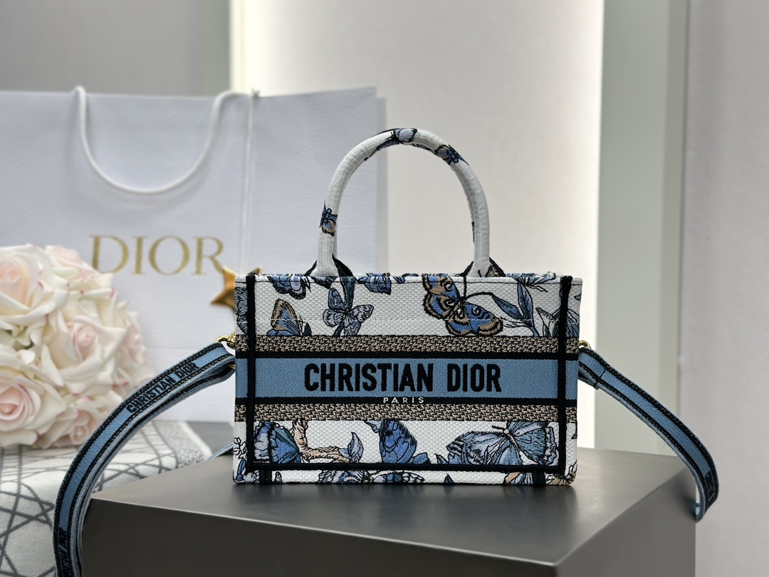 디올 북토트백미니