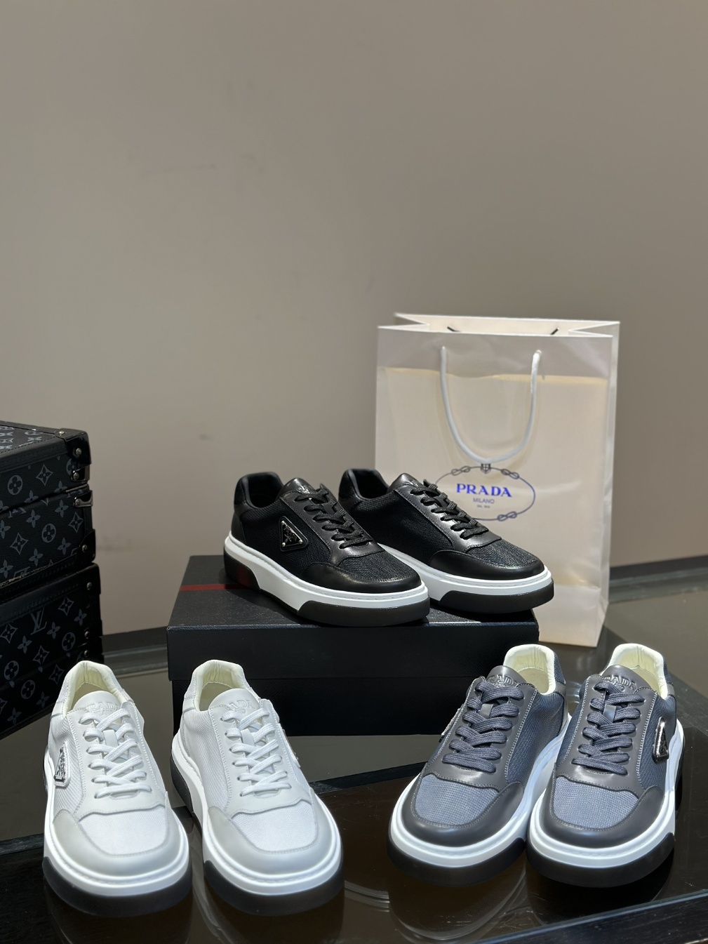 프라다 스니커즈