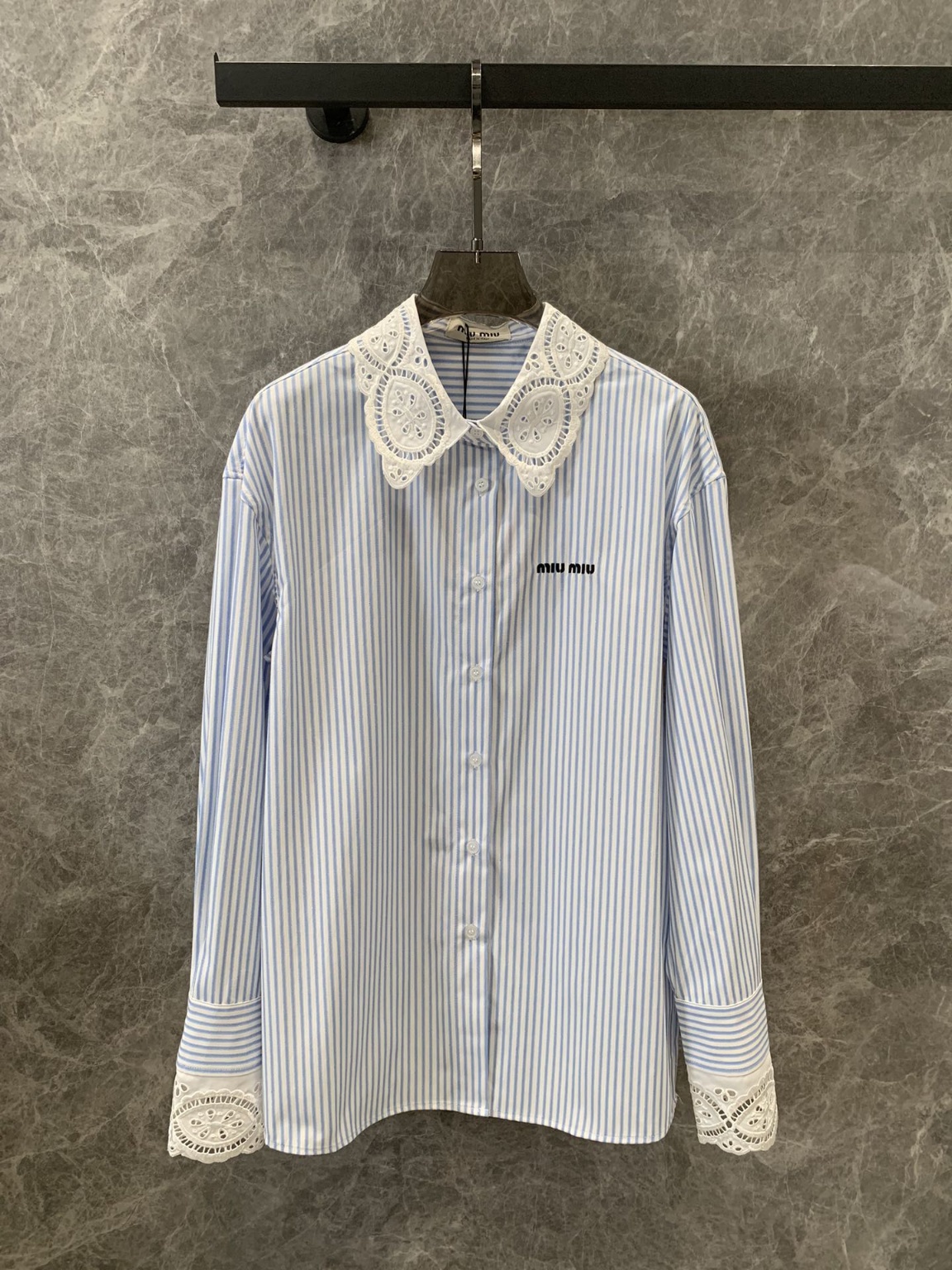 미우미우 셔츠