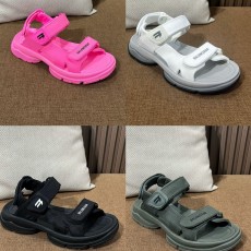 발렌시아가 샌들