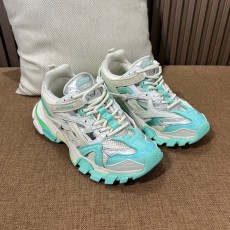 발렌시아가 스니커즈