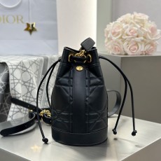 디올 스몰백팩
