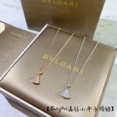 불가리 목걸이