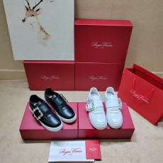 로저비비에 스니커즈
