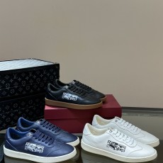 페라가모 스니커즈