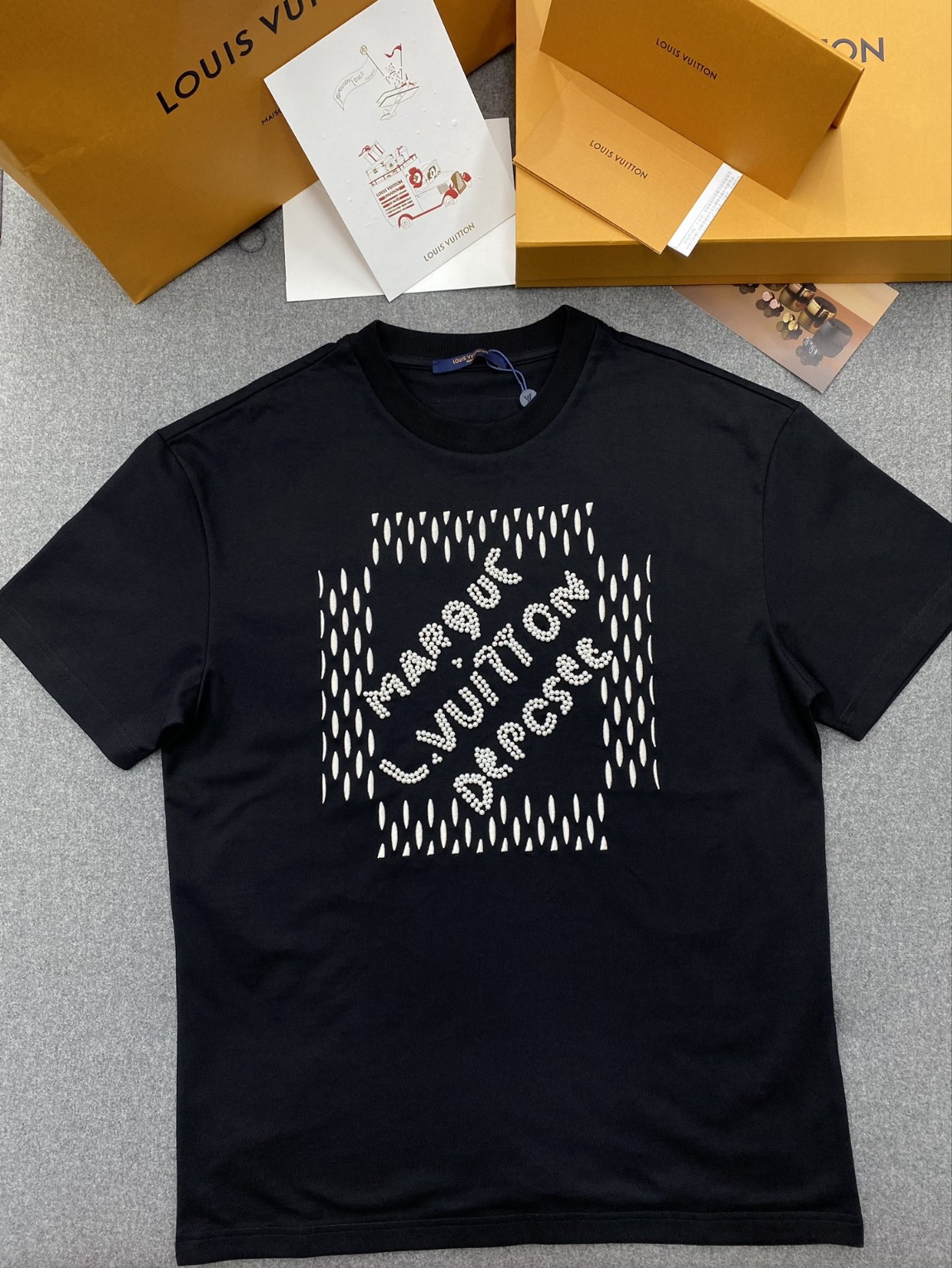 루이비통 반팔티