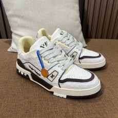 루이비통 스니커즈