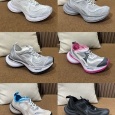 발렌시아가 스니커즈
