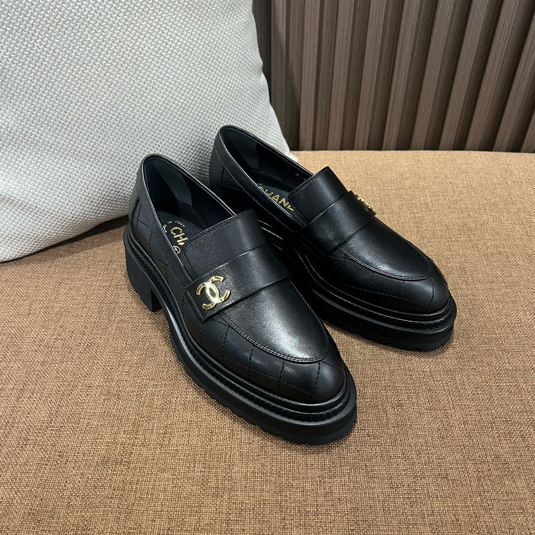 샤넬 로퍼