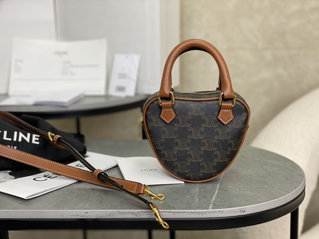 셀린느 트리오페하트백