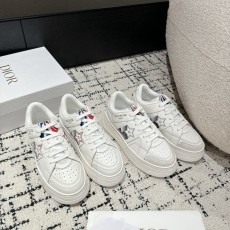 디올 스니커즈