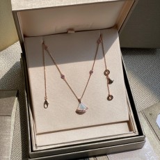 불가리 목걸이